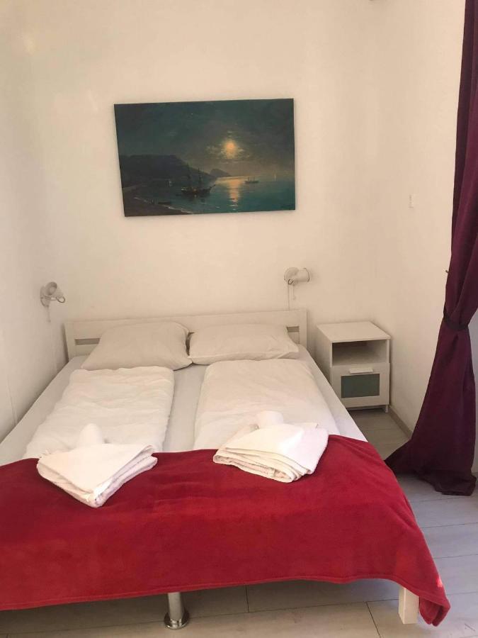 Y Panzio Bed & Breakfast Balatonlelle Luaran gambar