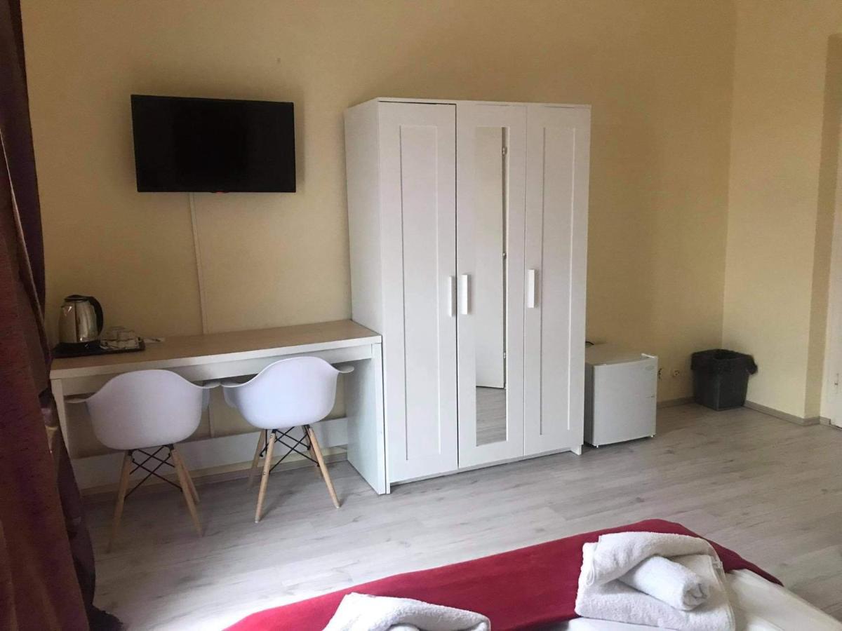 Y Panzio Bed & Breakfast Balatonlelle Luaran gambar