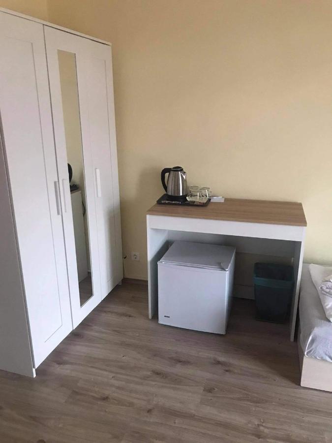 Y Panzio Bed & Breakfast Balatonlelle Luaran gambar